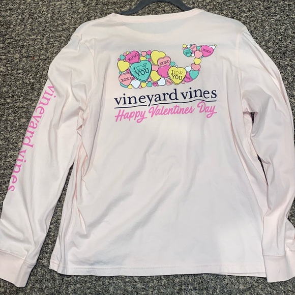 Vineyard Vines Valentines Day Shirt - Picture 2 of 3